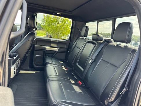 Used 2018 Ford F150 Lariat w/ Equipment Group 502A Luxury AWD/4WD image 18