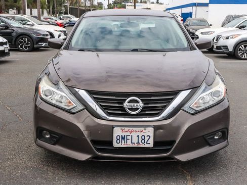 Used 2017 Nissan Altima 2.5 SV FWD image 17