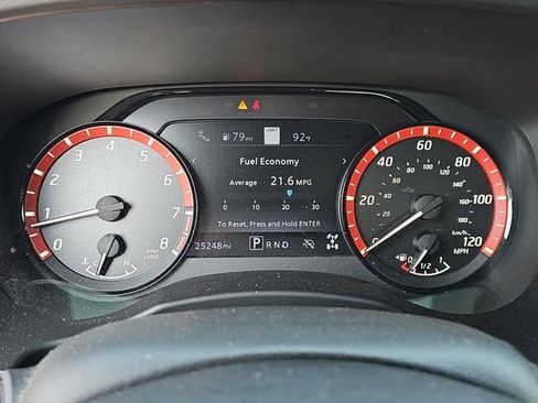 Used 2025 Nissan Frontier PRO-4X w/ Pro Premium Package AWD/4WD image 15