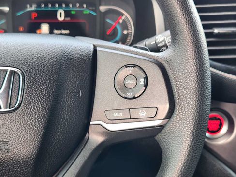 Used 2022 Honda Pilot Sport image 27