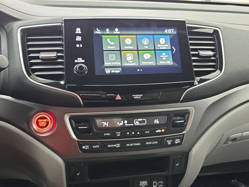 Used 2020 Honda Pilot EX image 20