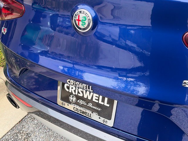 Used 2023 Alfa Romeo Stelvio Ti AWD/4WD image 17