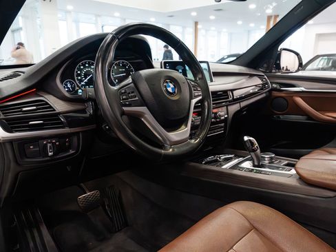 Used 2017 BMW X5 xDrive35d image 19