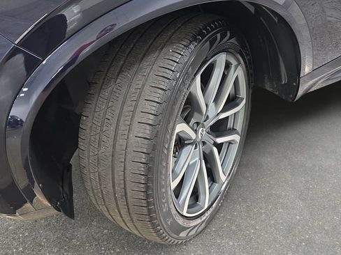Used 2019 Volvo XC90 T5 Momentum w/ Multimedia Package AWD/4WD image 29