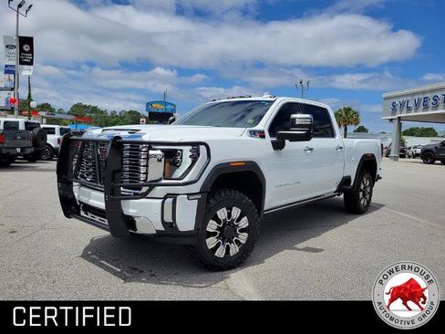 Used 2025 GMC Sierra 2500 Denali w/ Denali Reserve Package AWD/4WD image 1