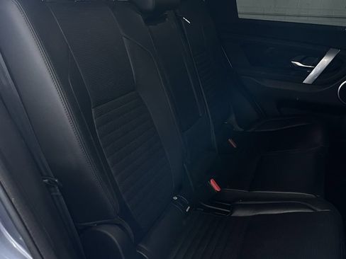 Used 2021 Land Rover Discovery Sport SE image 19