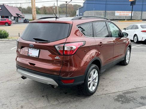 Used 2018 Ford Escape SE AWD/4WD image 6