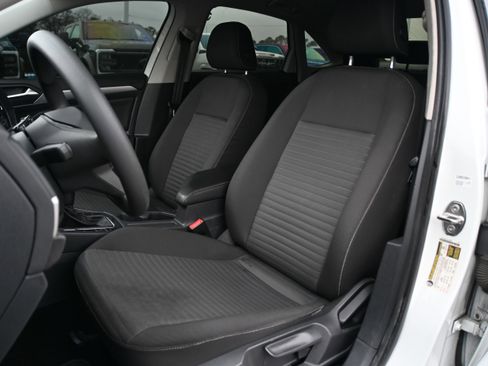 Used 2023 Volkswagen Jetta S image 7