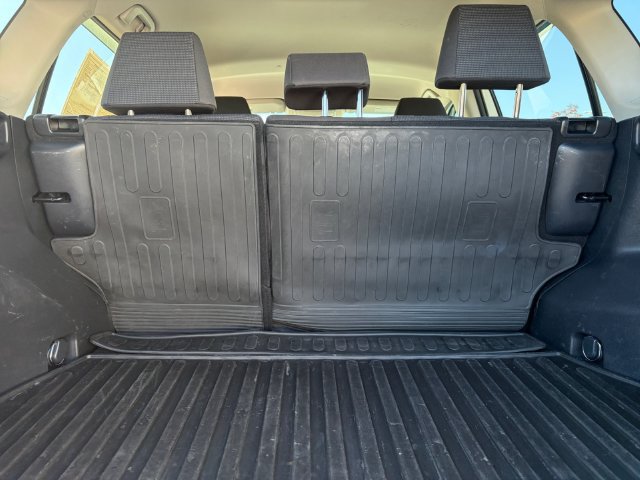 Used 2022 Toyota RAV4 LE AWD/4WD image 34