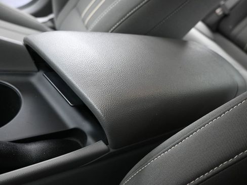 Used 2024 Hyundai Elantra SEL image 32