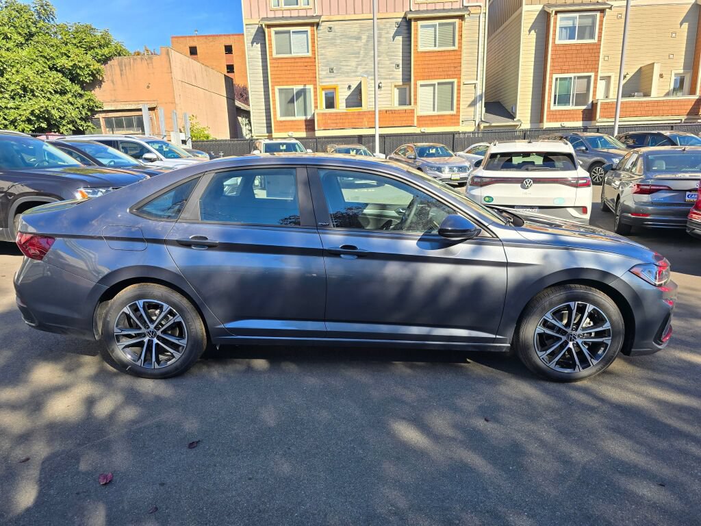 New 2027 Volkswagen Jetta Sport FWD image 2