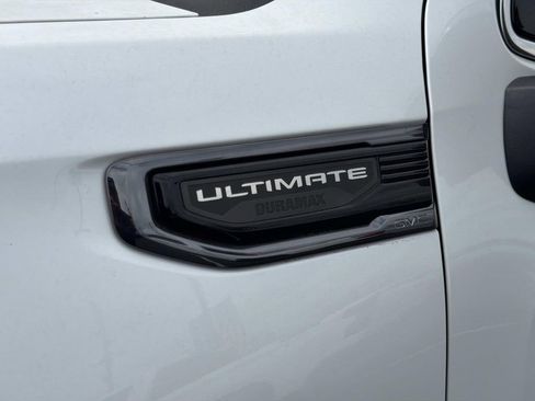 Used 2023 GMC Sierra 1500 Denali Ultimate AWD/4WD image 9