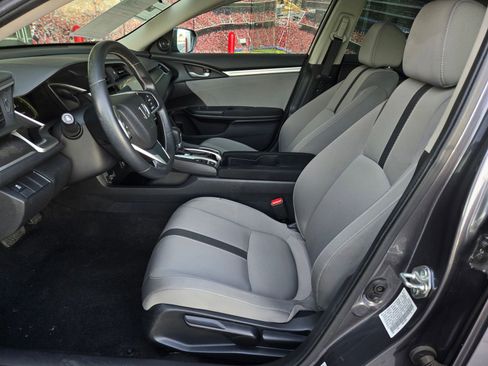 Used 2018 Honda Civic EX-T image 13