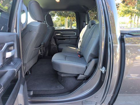 Used 2021 RAM 2500 Big Horn w/ Safety Group AWD/4WD image 30