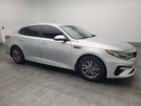 Used 2020 Kia Optima LX FWD image 11