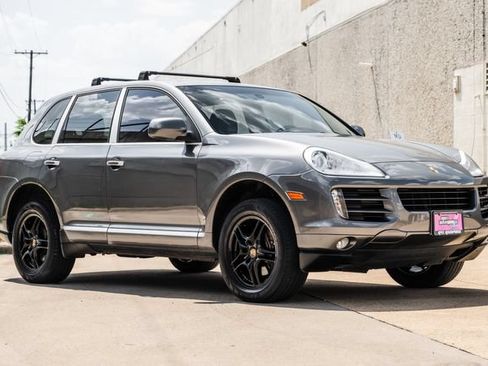 Used 2008 Porsche Cayenne AWD/4WD image 7