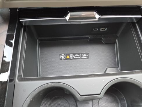 New 2026 GMC Yukon XL Denali w/ LPO, Floor Liner Package AWD/4WD image 33