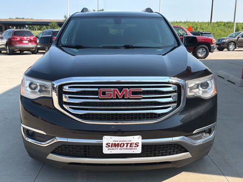 Used 2018 GMC Acadia SLE w/ Driver Alert Package I AWD/4WD image 3