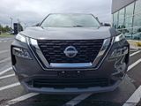 Used 2023 Nissan Rogue SV image 2