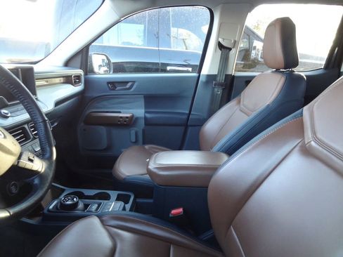 Used 2022 Ford Maverick Lariat w/ Lariat Luxury Package image 9