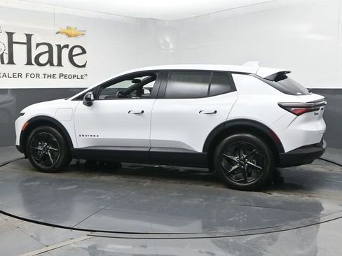 New 2026 Chevrolet Equinox EV LT image 30