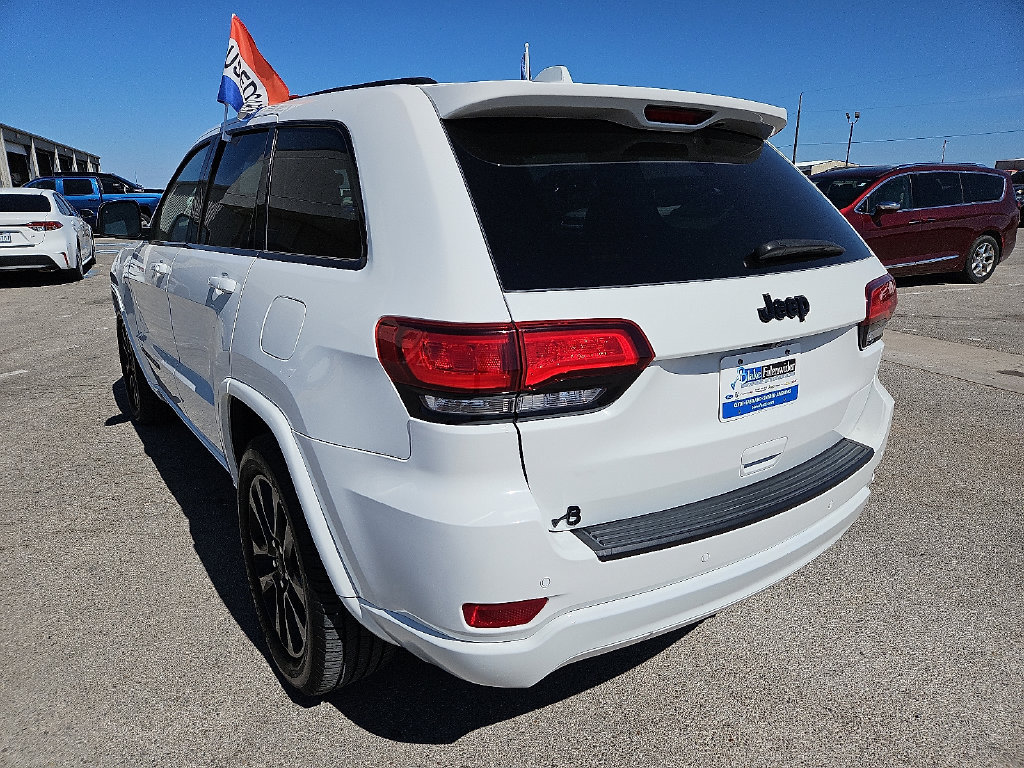 Used 2019 Jeep Grand Cherokee Altitude RWD image 5