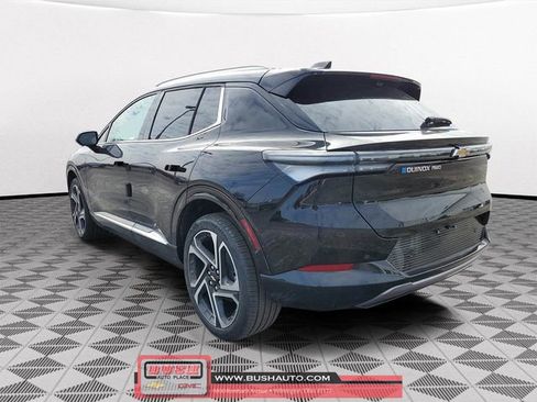 New 2026 Chevrolet Equinox EV LT image 3