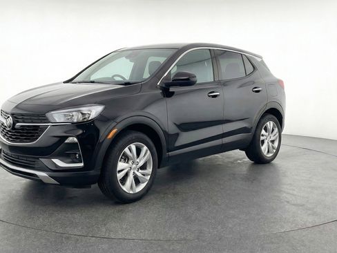 Used 2025 Buick Encore GX Preferred AWD/4WD image 3