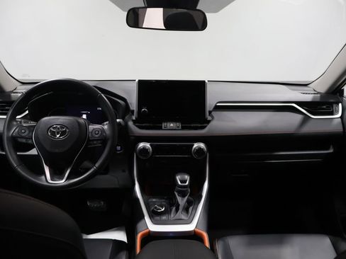 Used 2024 Toyota RAV4 Adventure image 16