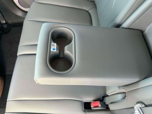 Used 2024 Hyundai Ioniq 5 Limited image 13