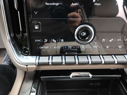 New 2026 GMC Yukon Denali w/ Denali Reserve Package image 20