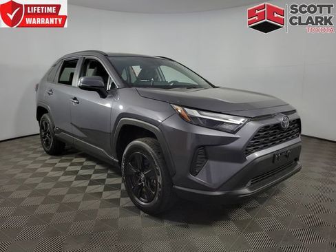 Used 2025 Toyota RAV4 XLE image 1