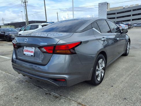 Used 2022 Nissan Altima 2.5 S FWD image 24