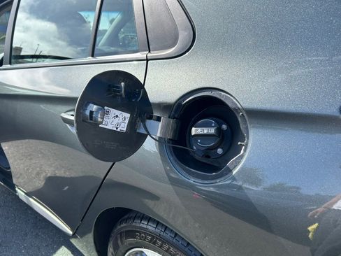 Used 2022 Hyundai Ioniq SE FWD image 48