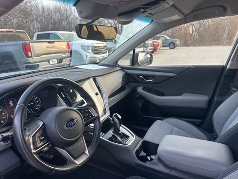 Used 2021 Subaru Outback Premium image 17