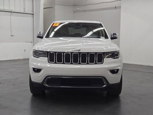 Used 2018 Jeep Grand Cherokee Limited w/ Luxury Group II image 5