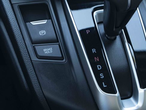 Used 2021 Honda CR-V LX image 27