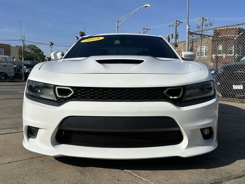 Used 2018 Dodge Charger R/T Scat Pack RWD image 2