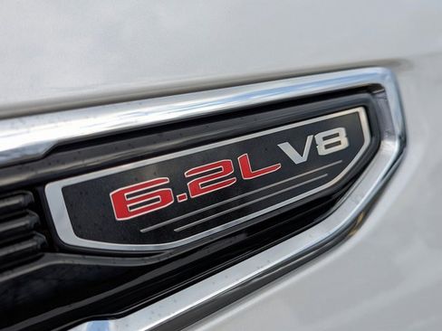 Used 2024 GMC Sierra 1500 Denali image 12