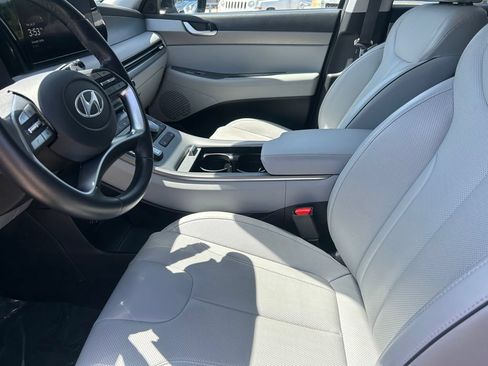 Used 2025 Hyundai Palisade SEL FWD image 11