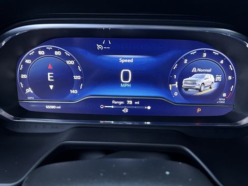 Used 2023 Chevrolet Tahoe Z71 image 33