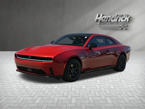 Used 2024 Dodge Charger Daytona R/T w/ Plus Group AWD/4WD image 5