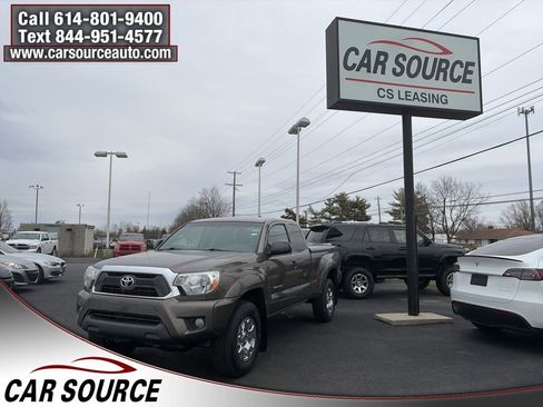 Used 2015 Toyota Tacoma Base w/ SR5 Package image 1