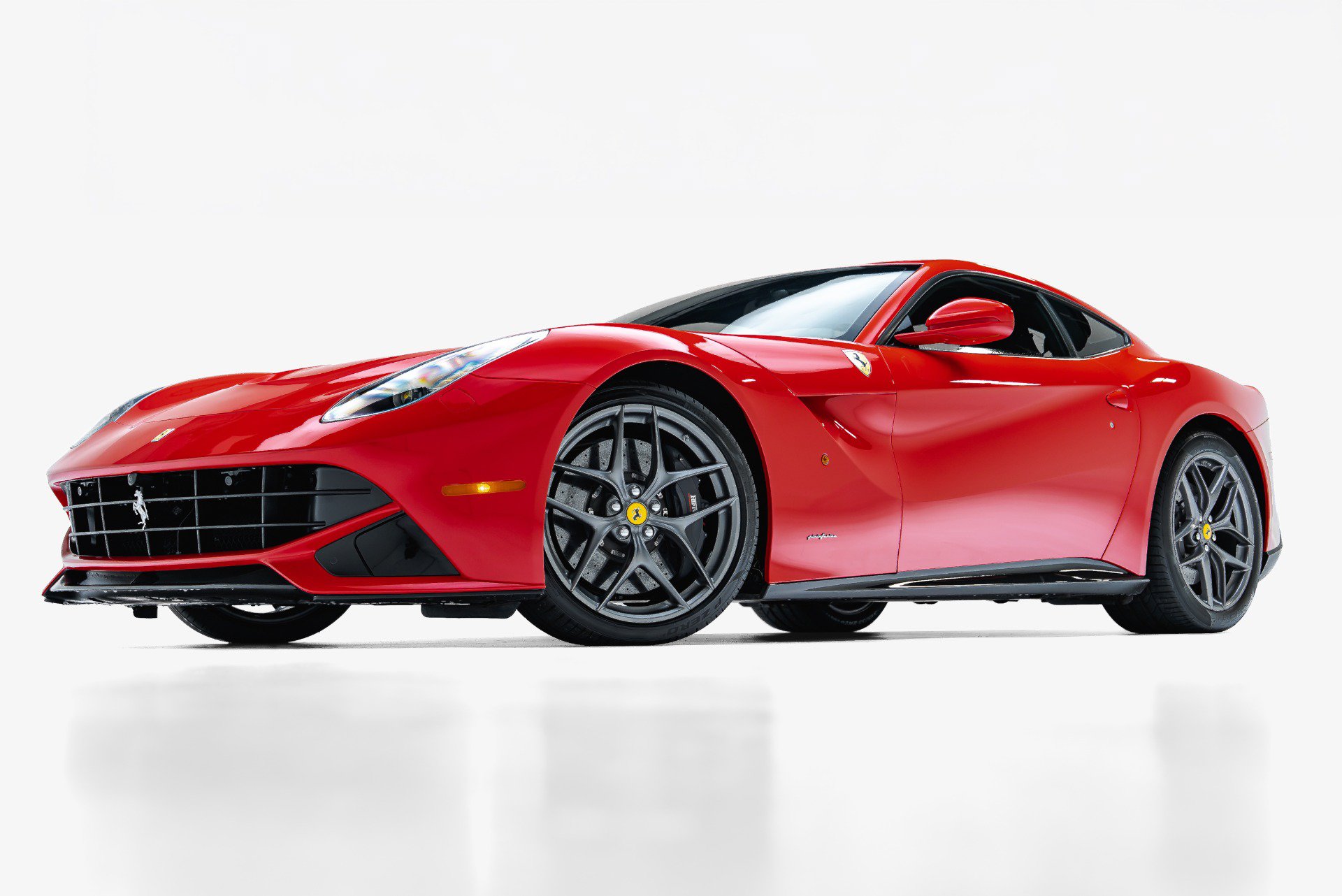 Used 2017 Ferrari F12 Berlinetta RWD image 18