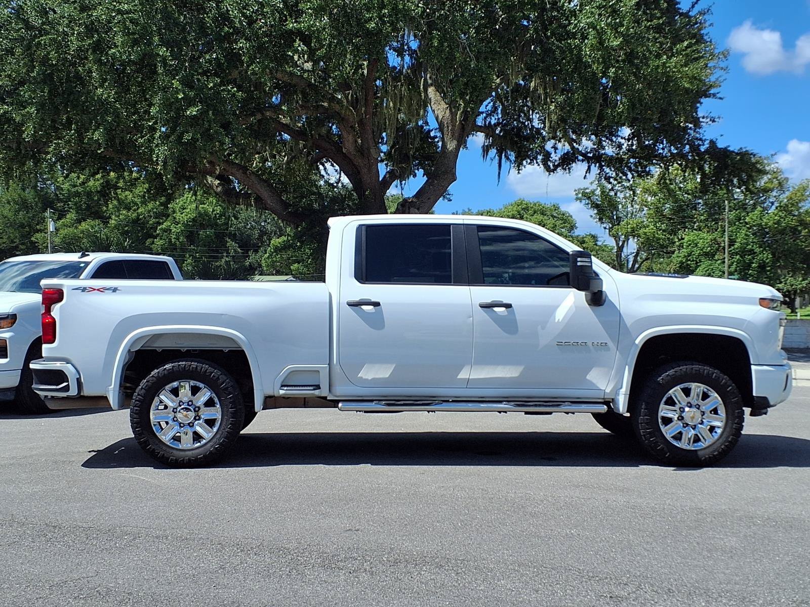 Used 2024 Chevrolet Silverado 2500 W/T w/ WT Convenience Package AWD/4WD image 3