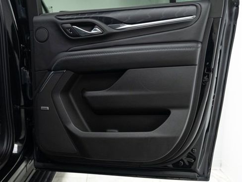 Used 2023 GMC Yukon XL Denali image 29