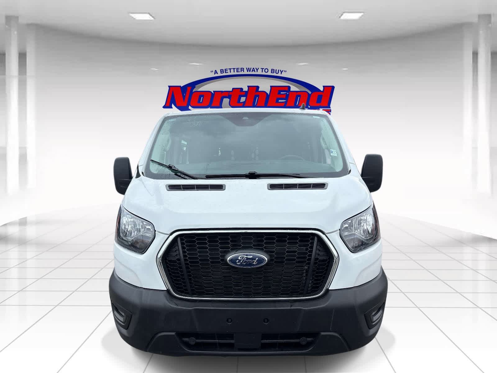 Used 2025 Ford Transit 250 Low Roof w/ Exterior Upgrade Package RWD image 8