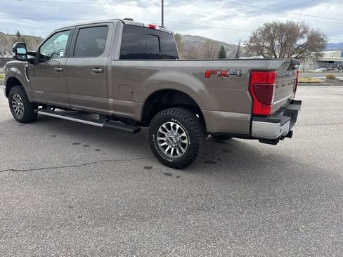 Used 2020 Ford F350 Lariat w/ Lariat Value Package AWD/4WD image 5