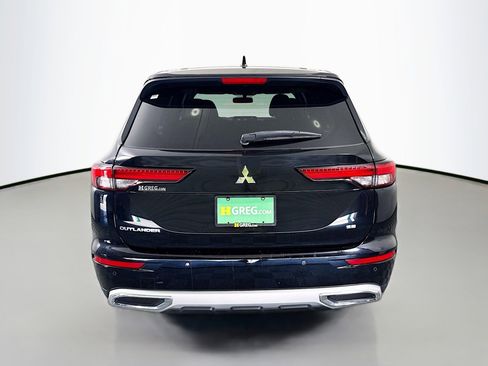 Used 2022 Mitsubishi Outlander SEL Black Edition image 8