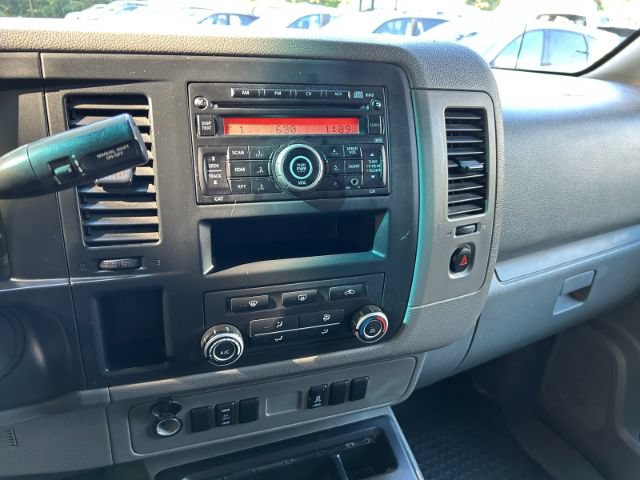Used 2017 Nissan NV 2500 SV w/ Back Door Glass Package RWD image 13